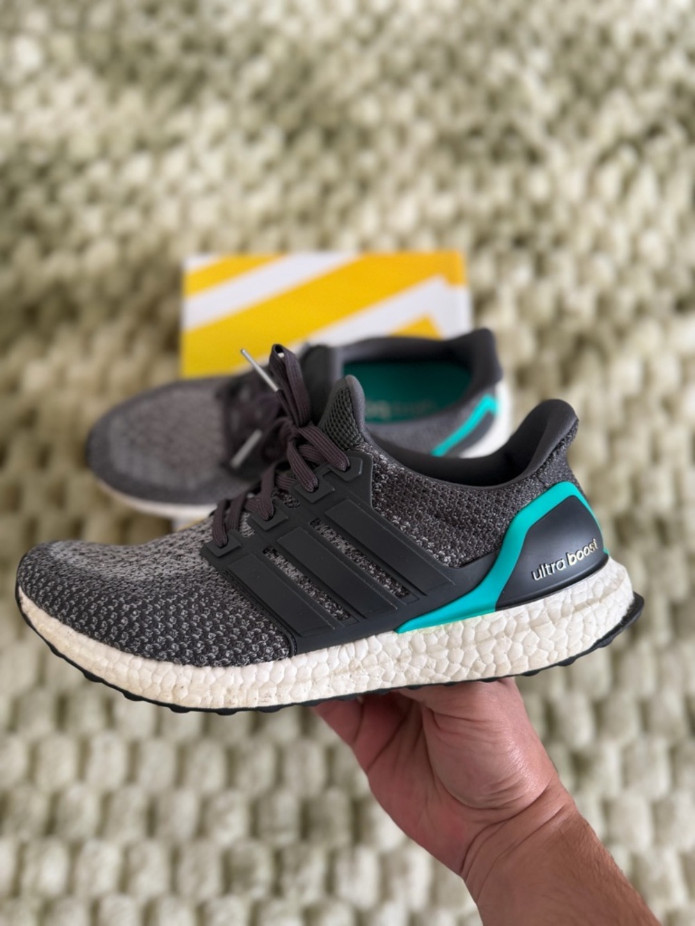 Adidas Ultraboost 2.0 Grey/Shock Mint Size 9